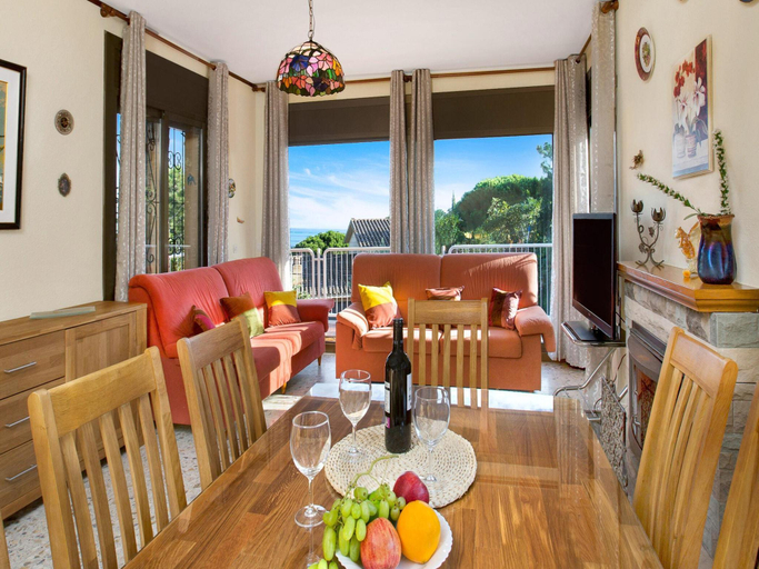4, Relaxing Villa With Garden Near Lloret de Mar, Girona