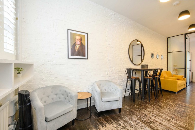 Room 4, The Cheeky Hideaway - Borough - by Frankie Says, London