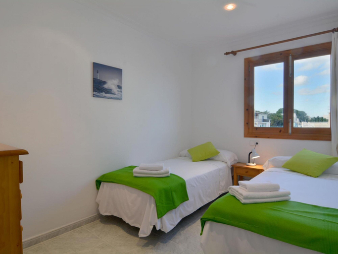Others 4, Mallorca Beach Front Line Apartment 6 Pers, Baleares