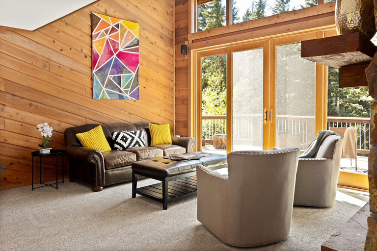 Room 2, Creekside Mountain Views Hot Tub, Jefferson