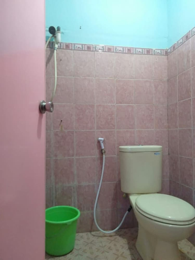 Bathroom, Penginapan BoB Home, Gunung Kidul