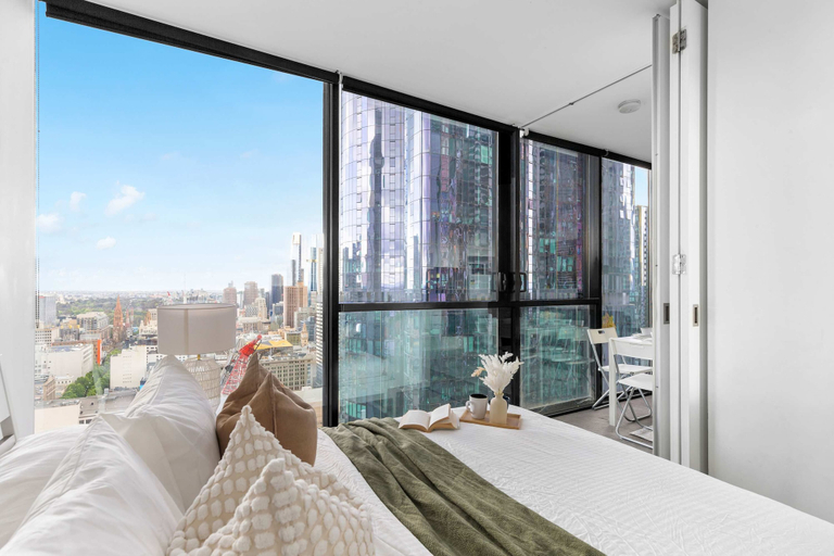 Interior 4, Cozy & Central 2BR Stay, Near Cbd, Free Parking, Melbourne