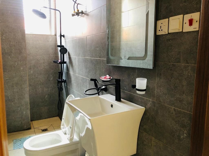 Bathroom, Agasaro Luxe Apartment, Gasabo