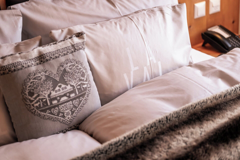 Bedroom 4, La Val Hotel & Spa, Surselva