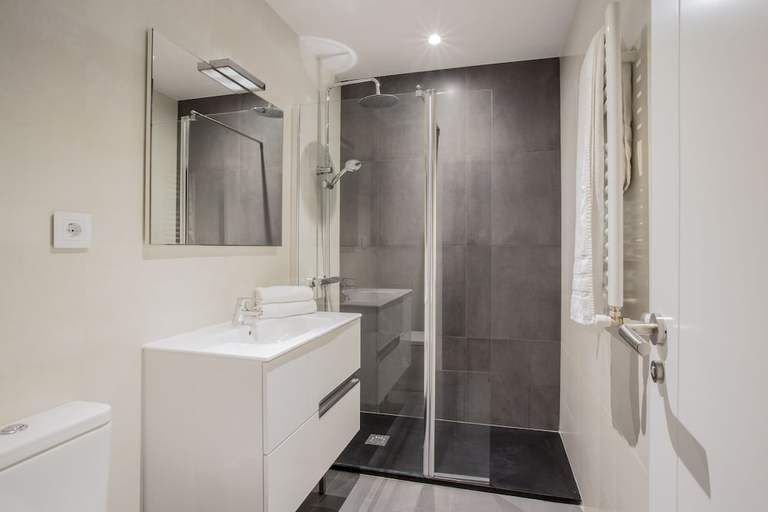 Bathroom 4, Slow Suites Augusto, Madrid