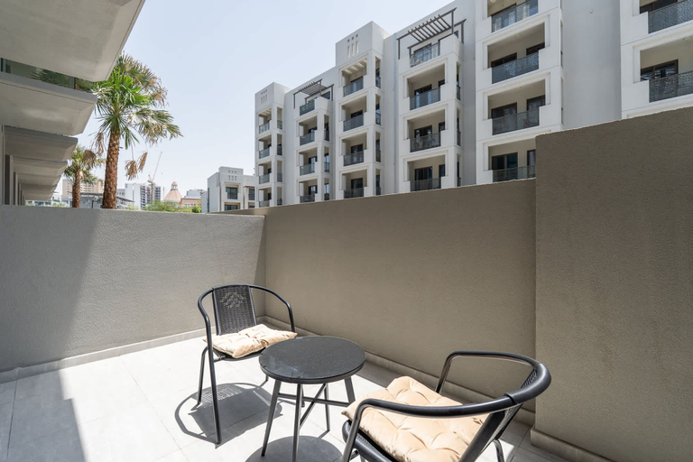 Room 4, Spectacular Getaway in This Studio in The Autograph, Dubai