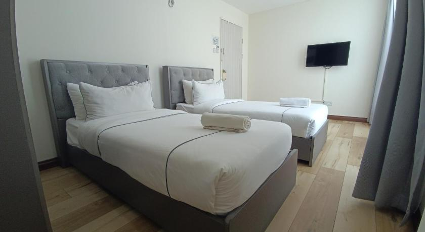 Higher Hotel Room Type - Twin Dorm Room with Shared Toilet