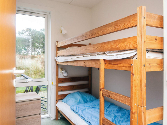 Bedroom 2, 6 Person Holiday Home in Romo, Tønder