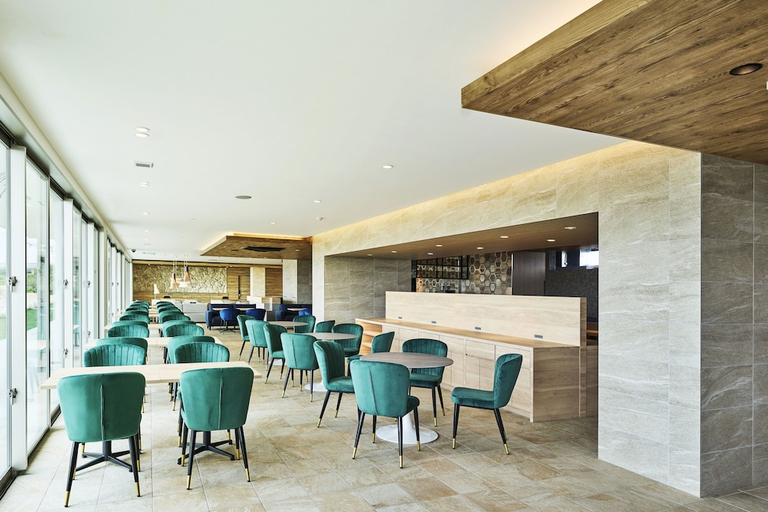 Food & Drinks 4, Watermark Hotel Resorts Okinawa Miyakojima, Miyakojima