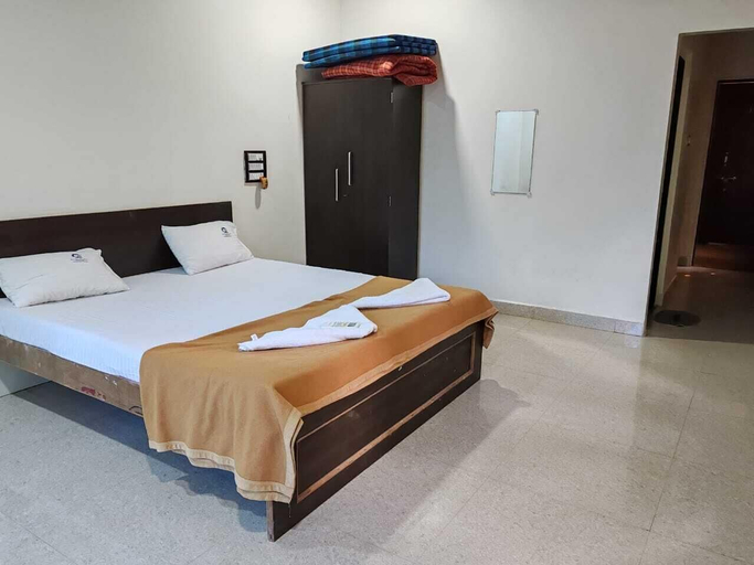 Bedroom 4, Sidhivinayak Resort Devbag Sangam Beach, Sindhudurg