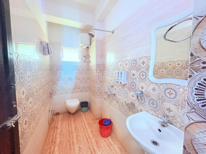 Bathroom 3, Four Square Lite Heaven Sea, Purba Medinipur