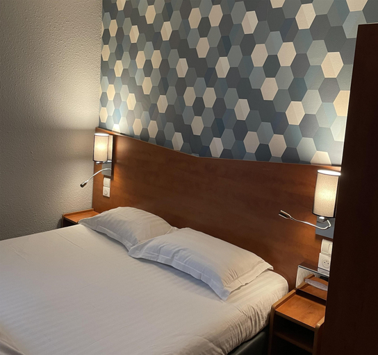 Bedroom 4, Kyriad Brive La Gaillarde Centre, Corrèze