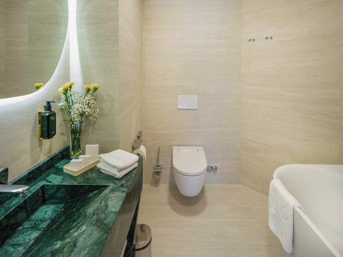 Bathroom 5, Palazzo President, Split