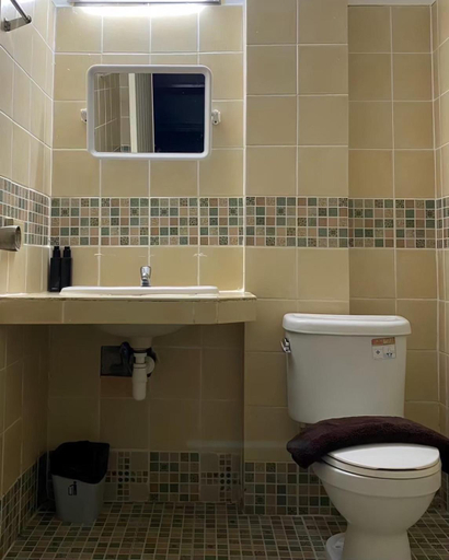 Bathroom 4, NR Nanai Patong, Pulau Phuket