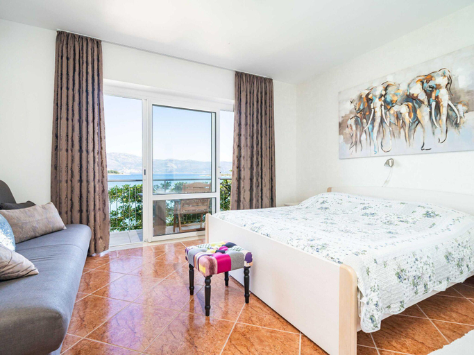 Others 3, Apartments Nikolina LU - Studio with Sea View 3 Adults, Lumbarda