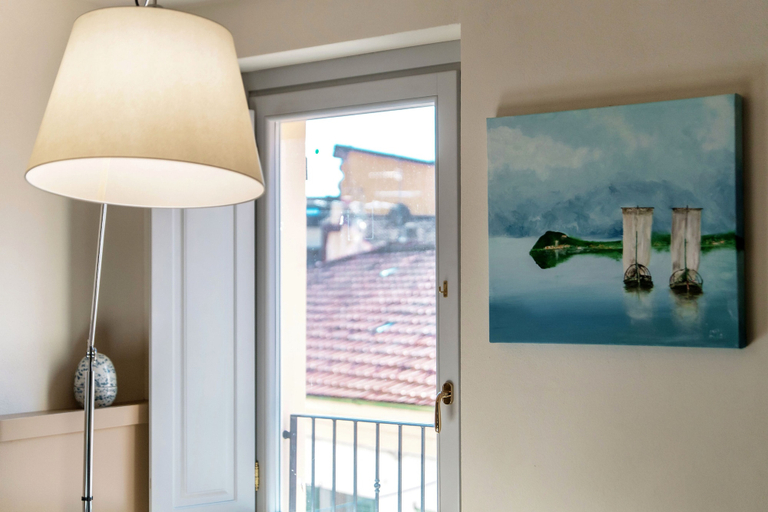 Room 2, Home Holidays, Como