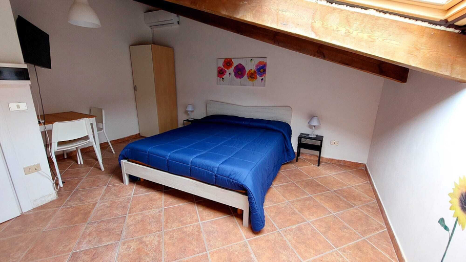 Bedroom 3, B&B Don Peppe, Salerno