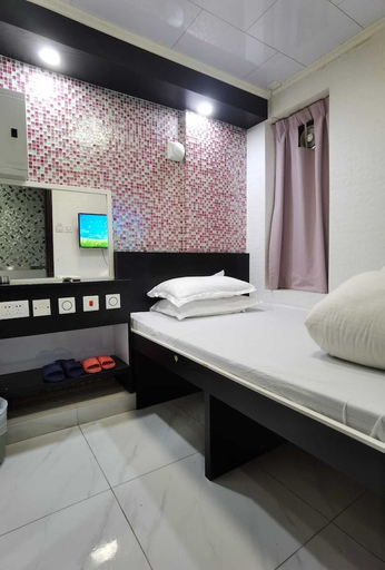 Bedroom 3, Yue Ka Hotel, Kowloon