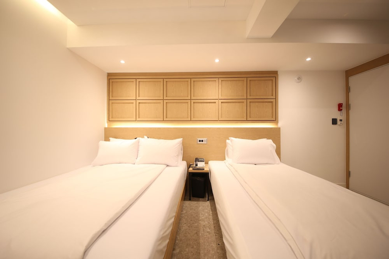 Bedroom 2, Vantt Hotel, Buk