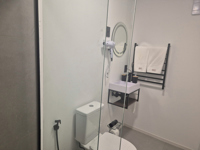 Bathroom 4, Hibisco Guest House, Florianopolis