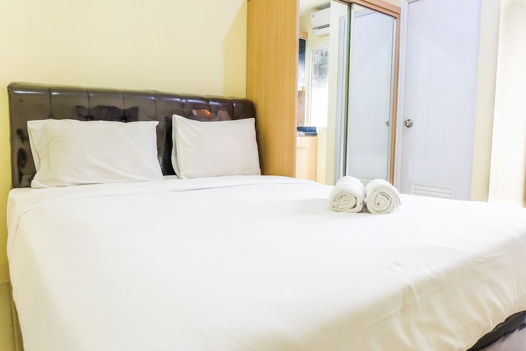 Bedroom 2, Minimalist Studio Green Pramuka Apartment, Jakarta Pusat