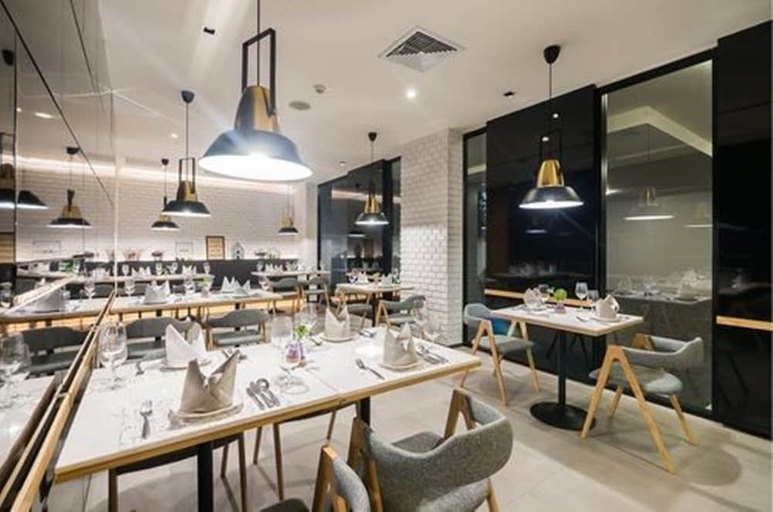 Food & Drinks 5, Sea Me Spring Tree Hotel - Adults only, Pattaya