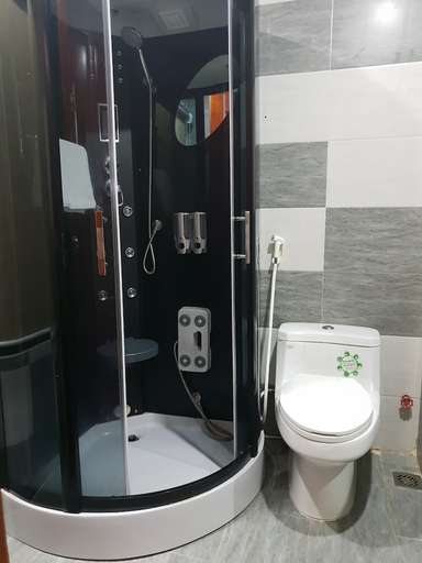 Bathroom 4, Phu Cuong Beach Hotel, Đồng Hới