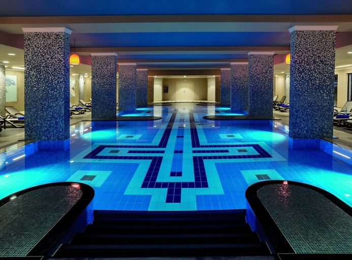 Sport & Beauty 2, ALDEMAR ROYAL OLYMPIAN, West Greece