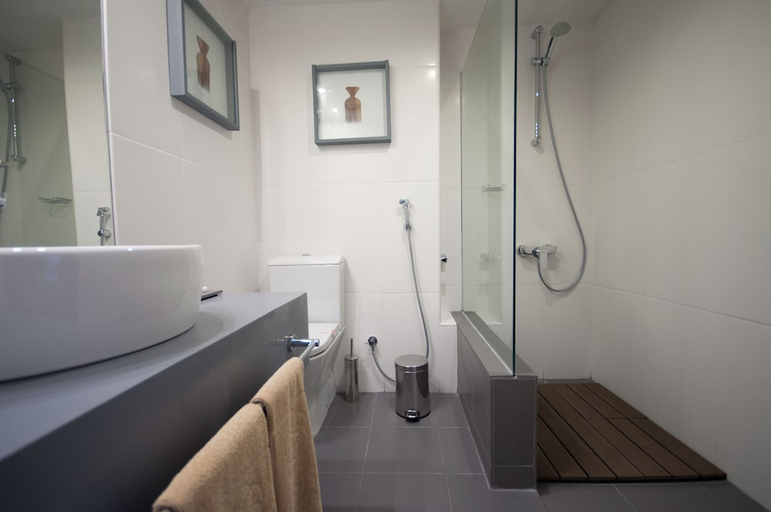Bathroom, Oasis Atlantico Porto Grande