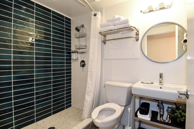 Bathroom 3, HighRoad Washington DC, Washington D.C.