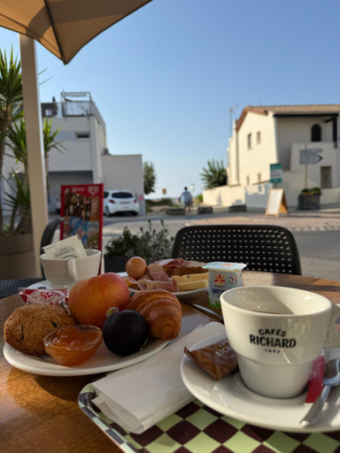Food & Drinks, Hotel Restaurant Gedeon, Hérault