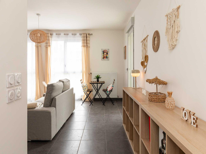 3, Charming Apartment  2BR4P - Near to Lyon, Rhône