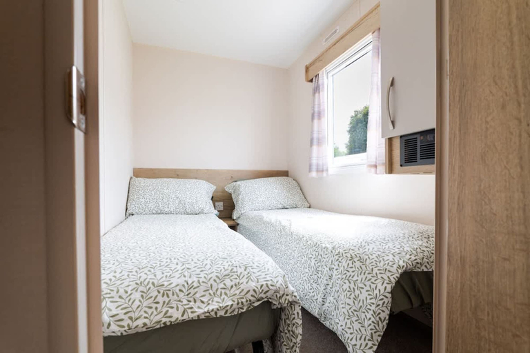 Room 2, 3 Bedroom Caravan-seton Sands, East Lothian
