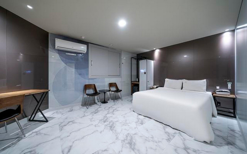 Bedroom 3, Ilsan (Baekseok) BS Hotel, Goyang