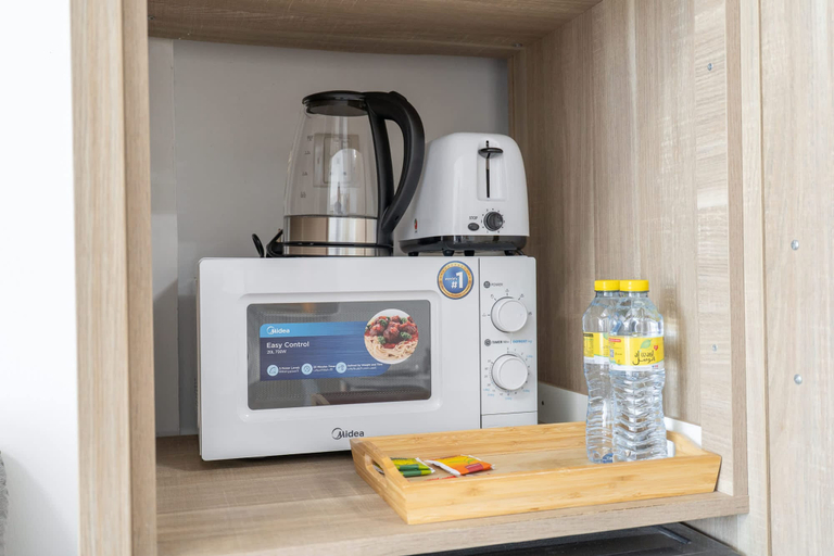 Room 3, Heart-captivating Studio in Shamal Waves 2, Dubai