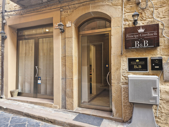 Exterior & Views, B&B Principe Giardinelli, Enna