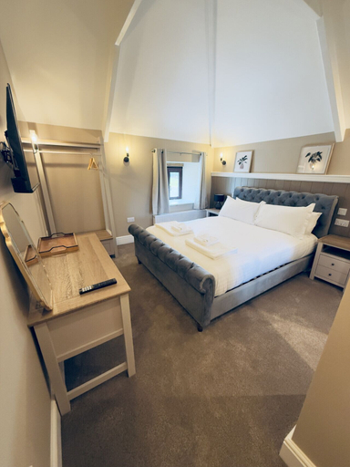 Room 3, Rising Sun Inn - Bronn Ewhella, Cornwall