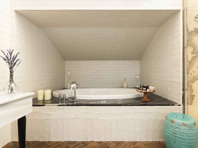 Bathroom 4, Only YOU Boutique Hotel, Madrid