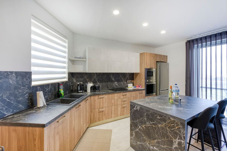 Room 3, Xag ra Escape Penthouse With Views Pool Access