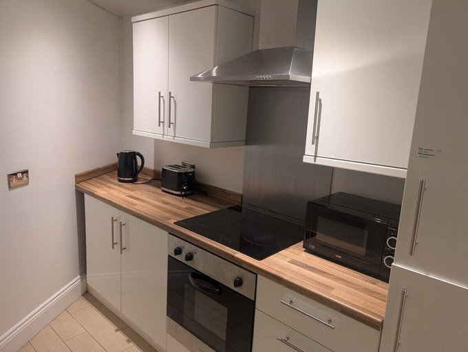 Exterior 3, City Escape 1 Bedroom Flat in Swansea Centre, Swansea
