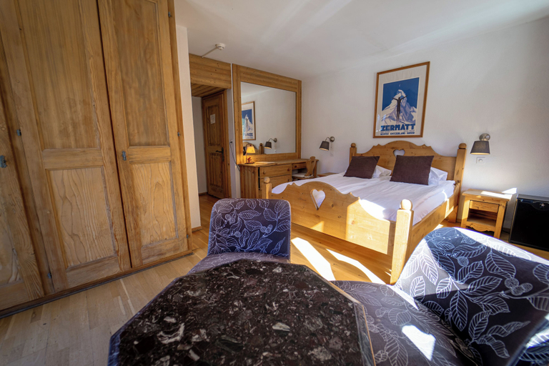 Bedroom 2, Hôtel Magrappé, Sion