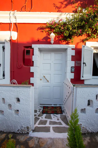 Room 4, Anatoli Studios in Front of the Beach, Ionian Islands