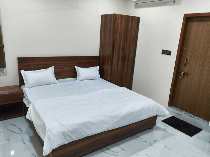 Room 2, Krishna Residency By Vrindavan Stays, Mathura