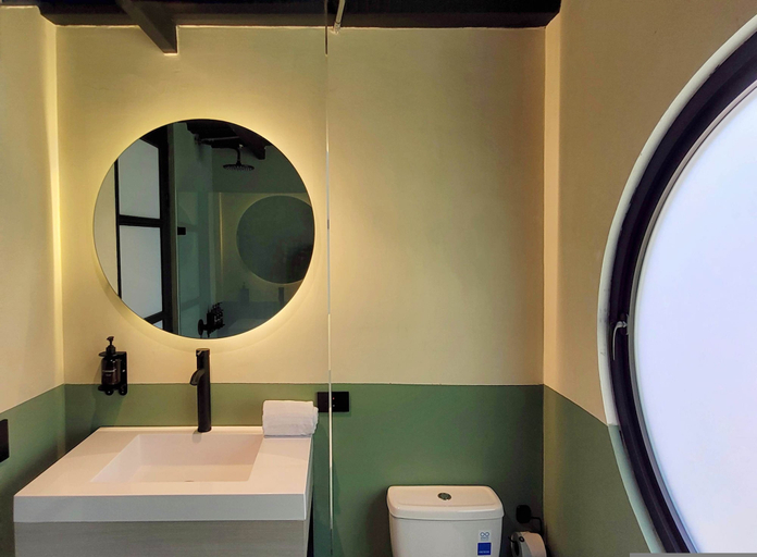 Room 2, w Charming 2BR w Terrace Jacuzzi in Poblado, Medellín