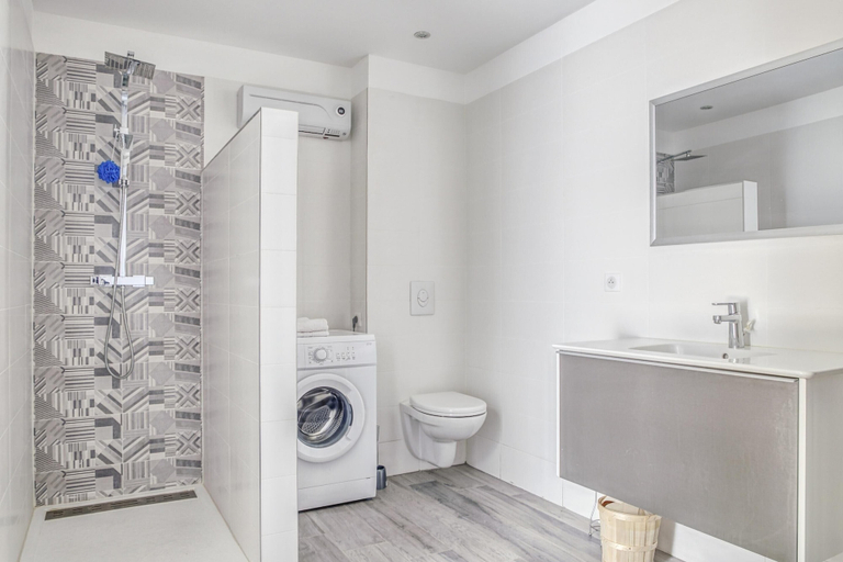 Bathroom 4, Villa in La Cadiere-d'azur With Private Pool, Var