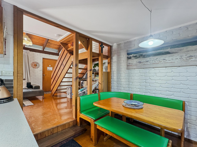 Separate living room 3, 'Broulee Break' -2-Bed Beach House with Games Room, Eurobodalla
