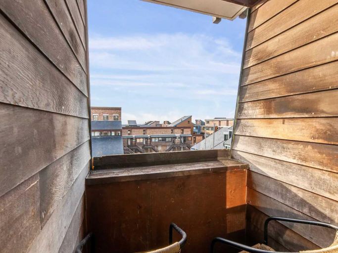 Others 5, Beautiful renovated studio on Port de Deauville, Calvados