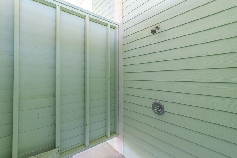 Property grounds 4, Parrot Head 3 Bedroom Home by RedAwning, Galveston
