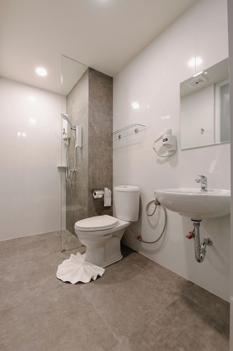 Bathroom 3, One Budget Chiangsaen, Chiang Saen