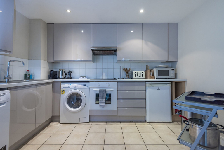 Others 5, Riverside Apartment, London
